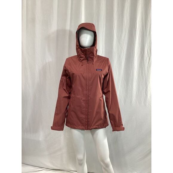 Patagonia Torrentshell 3L Rain Jacket in Red Recycled Nylon - Picture 9 of 10